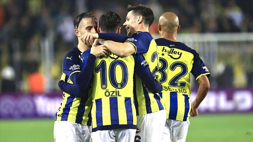Fenerbahçe Avrupa Ligi’nde sahne alıyor! Stuttgart maçı muhtemel 11’ler belli oldu! 5